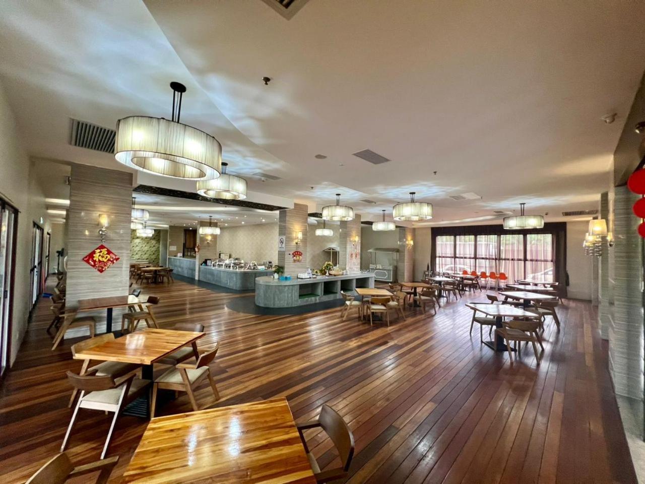 Livingston Hotel SDK Exterior foto